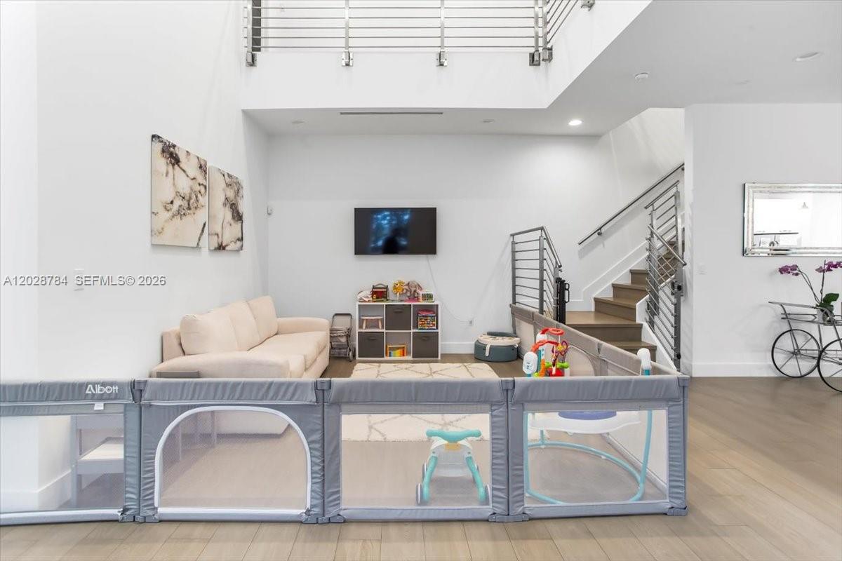 POINCIANA PLAT - Residential Lease
