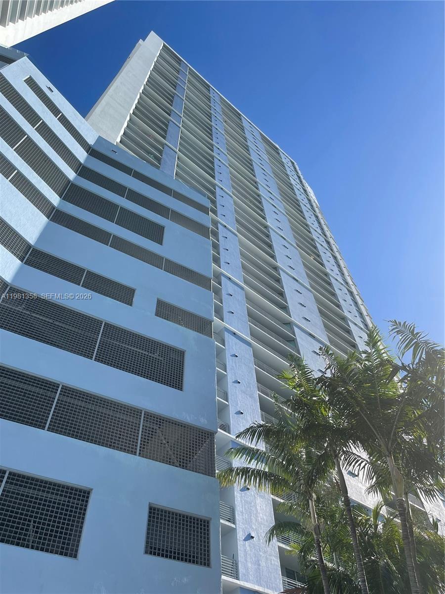 Beautiful Apartment at ONE MIAMI EAST CONDO with magnificent views over Miami Bay and the Surrounding Skyline. One Bed, One Bath, located on the 36th Floor, Living/dining area opens to a covered balcony. European-style kitchen cabinetry with granite countertops. Laminate floors and impact windows throughout, excellent natural light, great condo amenities, and a supreme location in Brickell. Direct access from the Miami Riverwalk Promenade to Bayside Marketplace. Building amenities are two pools, a jacuzzi, 2 gyms, 2 party rooms, a sauna, a kids' room, a business center, and EV charging. One parking space in a secured garage is included. 24 HR optional Valet Parking is right at your front door. Steps from the InterContinental Hotel and just near the lobby, there is Il Gabianno Restaurant.