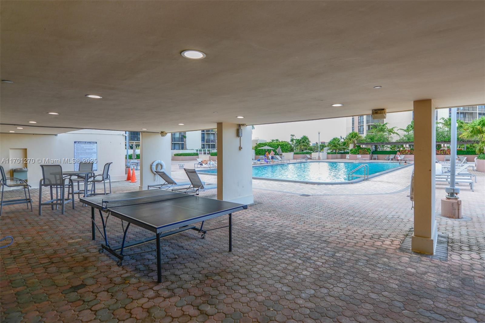 CORONADO CONDO- TOWER II - Residential