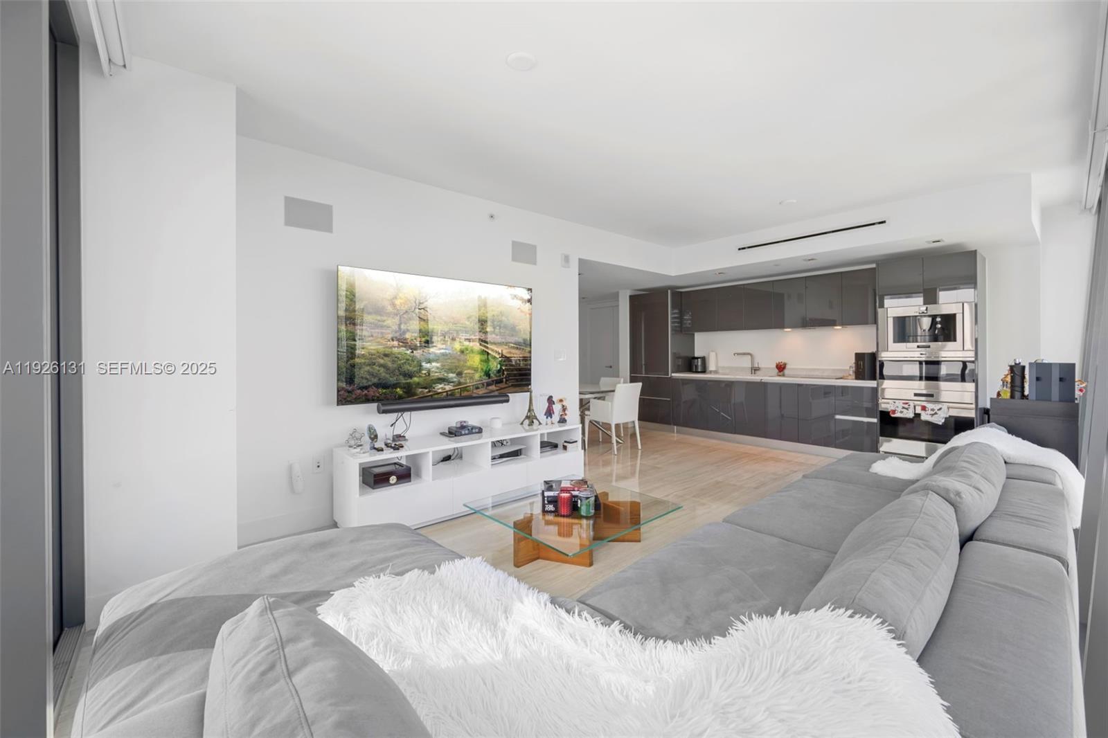 ECHO BRICKELL CONDO - Residential