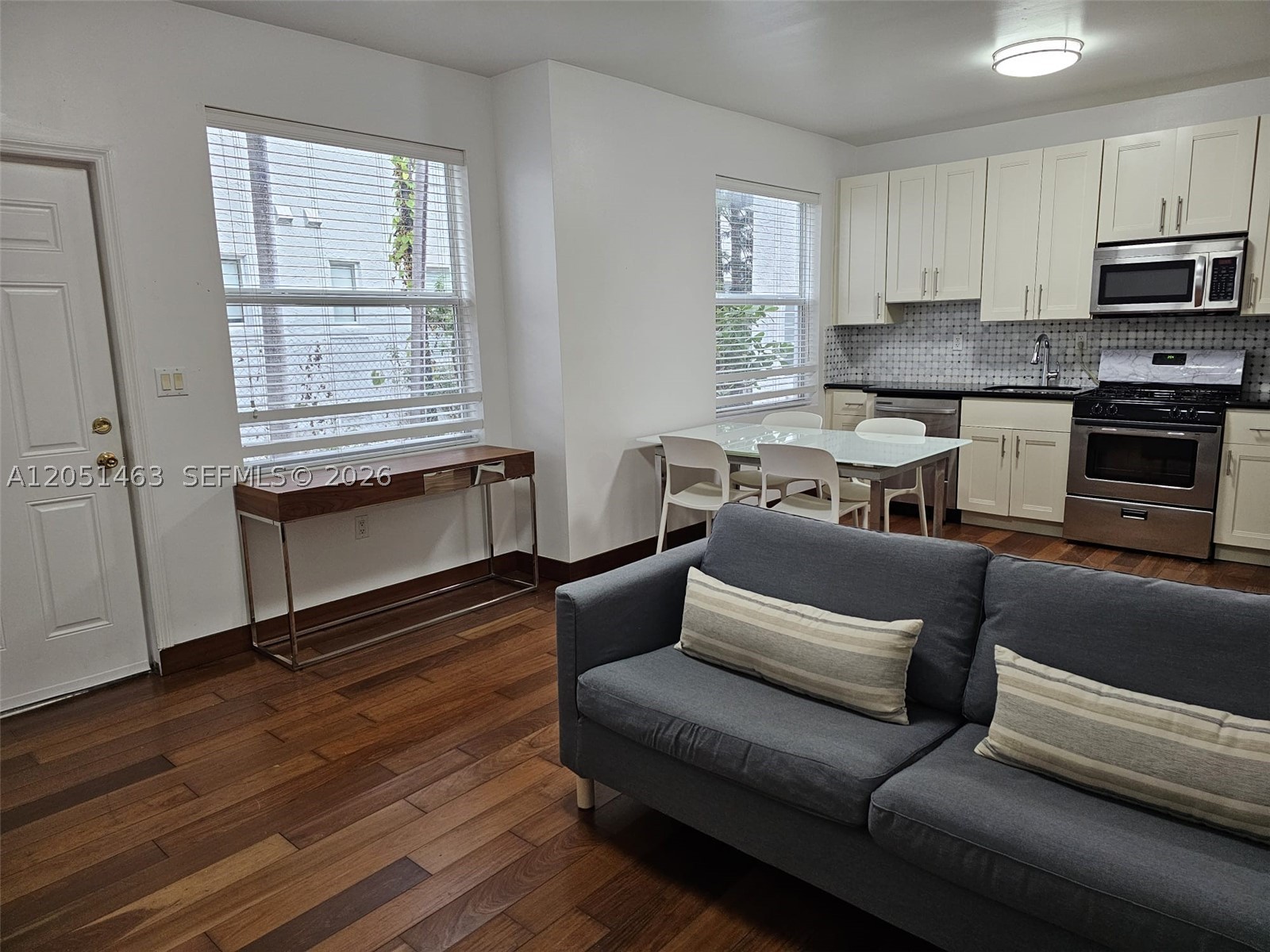 LINCOLN SUB - Residential Lease