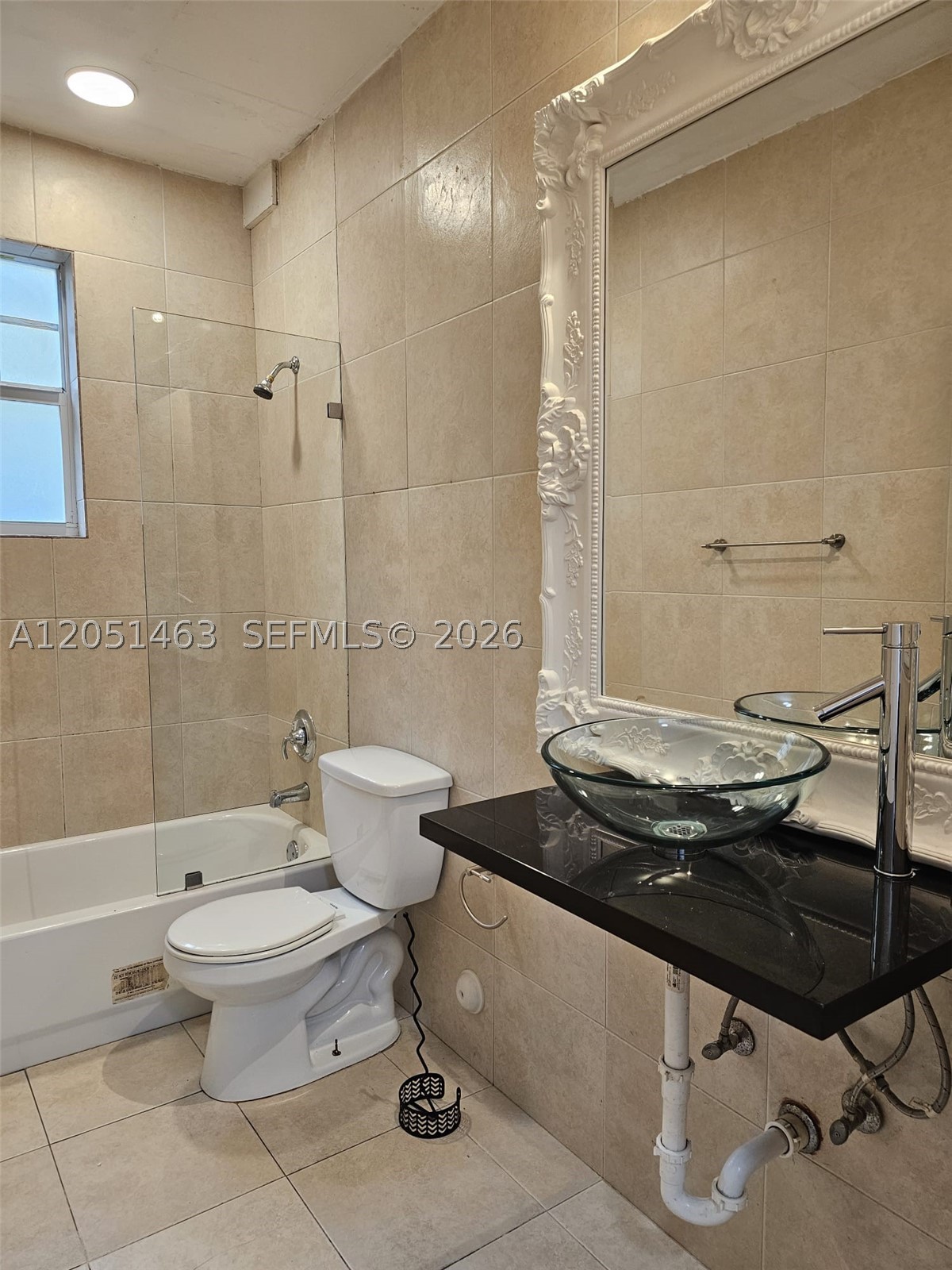 LINCOLN SUB - Residential Lease