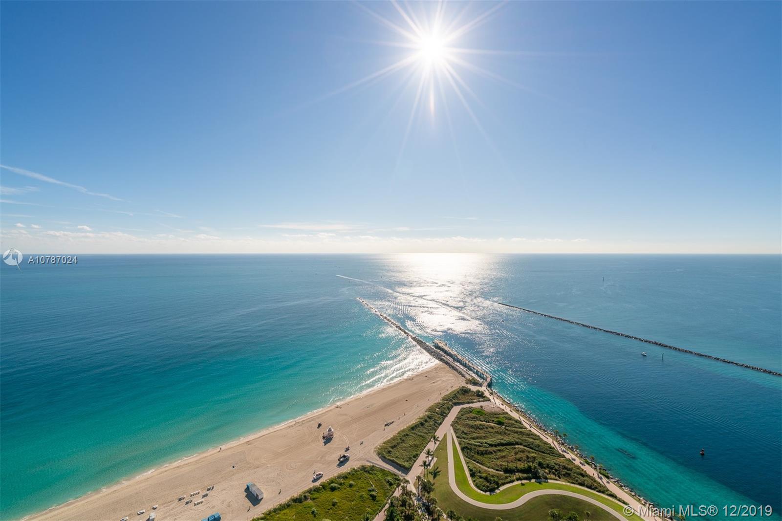 CONTINUUM ON SOUTH BEACH - Residential