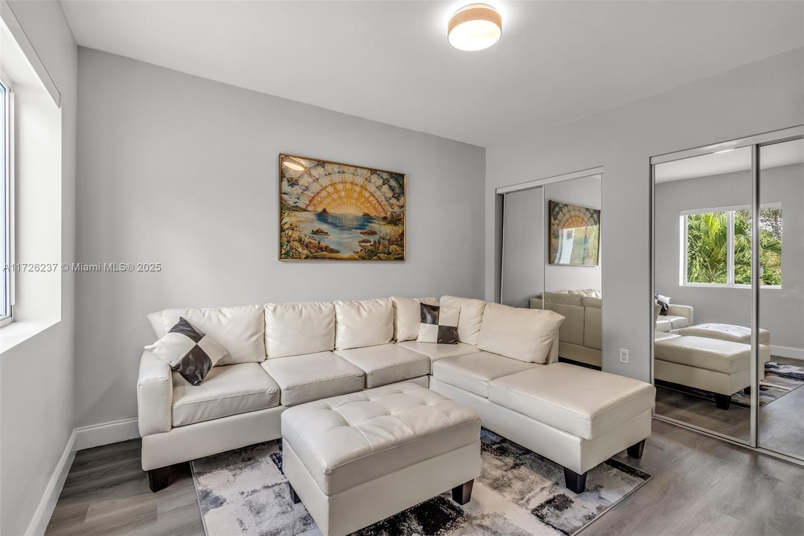 SHERWOOD FOREST - Residential