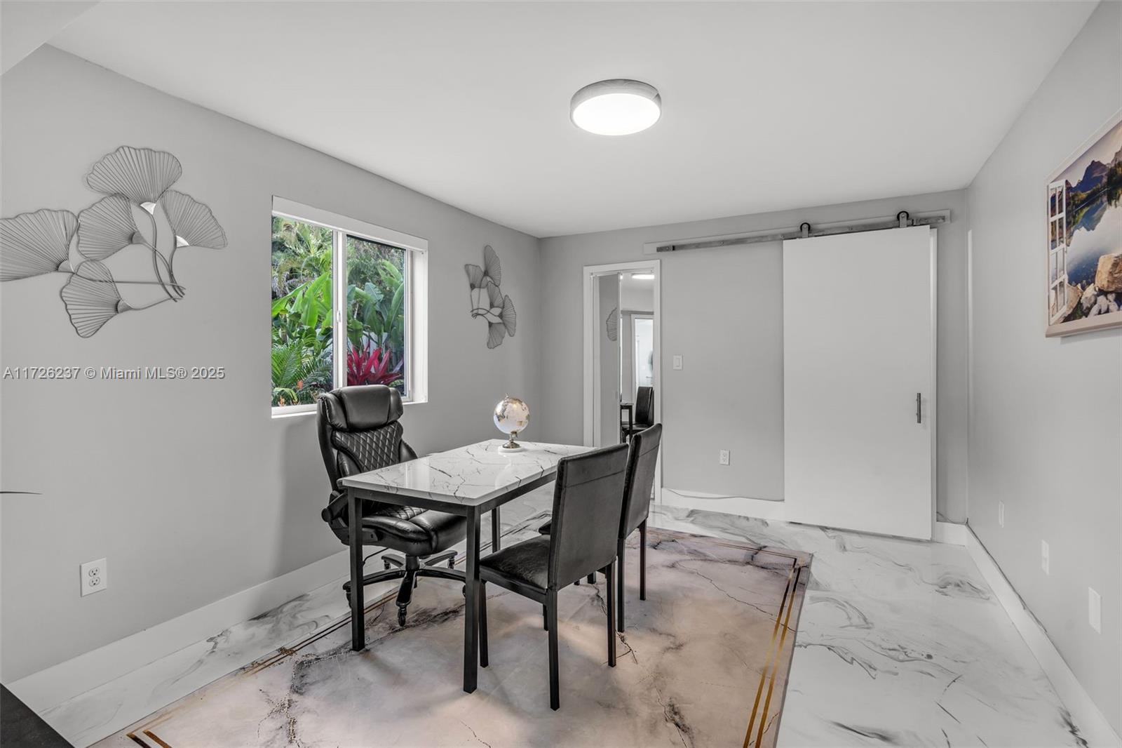 SHERWOOD FOREST - Residential
