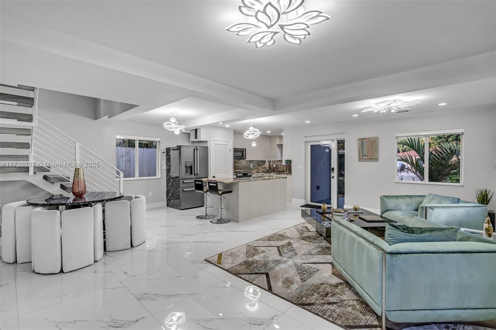 SHERWOOD FOREST - Residential