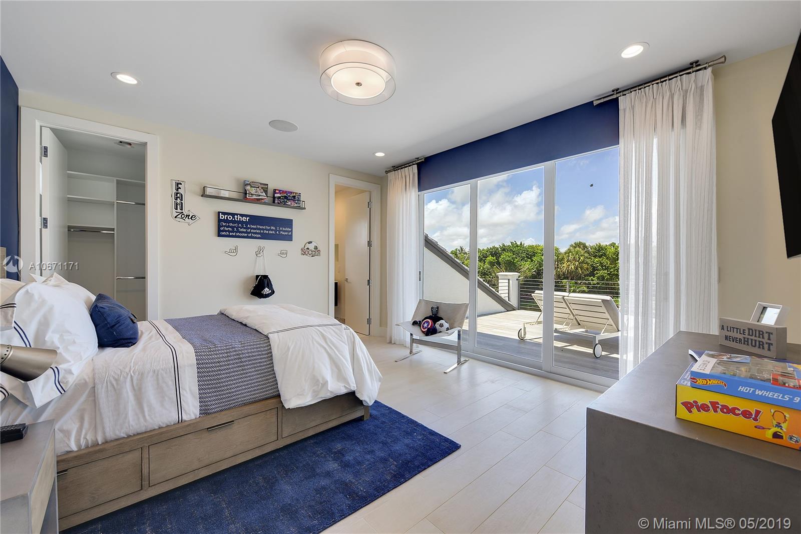 ST ANDREWS COUNTRY CLUB 9 - Residential