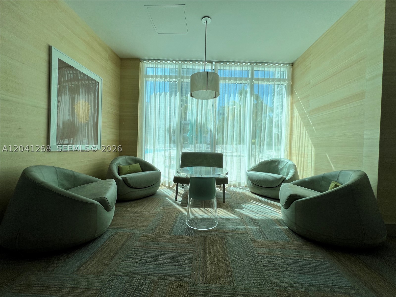 THE PLAZA 901 BRICKELL CO - Residential Lease