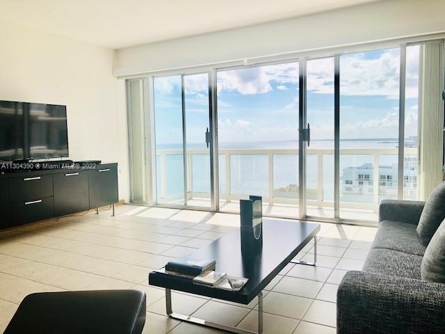 BRICKELL TOWNHOUSE CONDO - Residential Lease