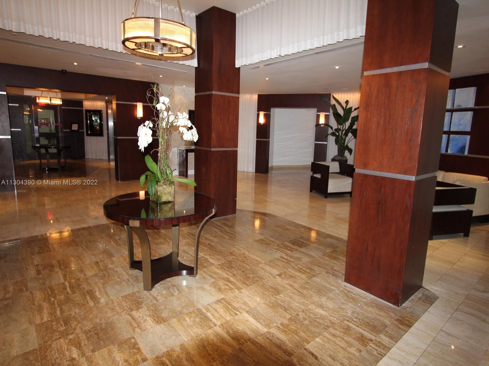 BRICKELL TOWNHOUSE CONDO - Residential Lease