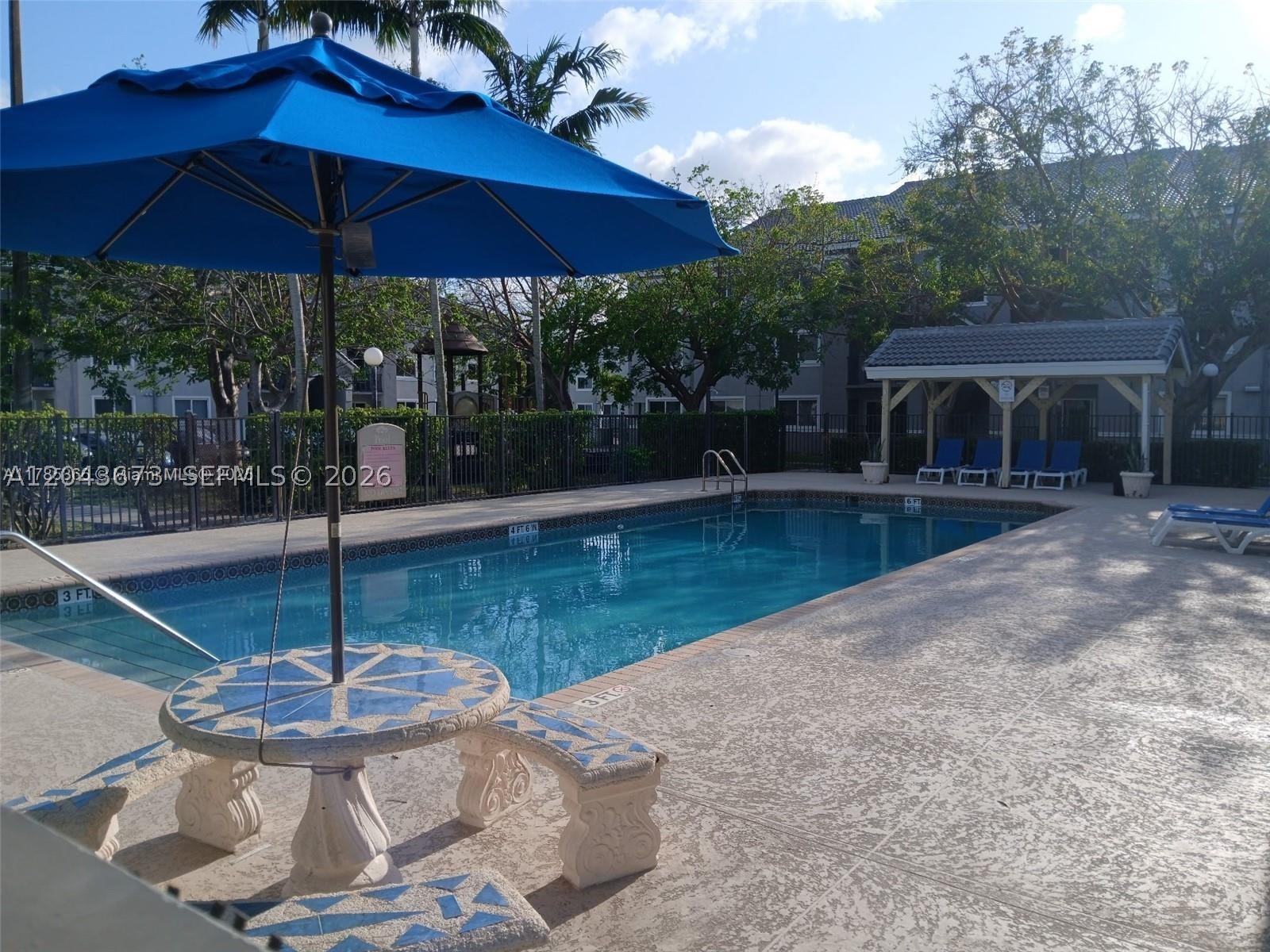 VISTA TRACE 8 CONDO - Residential Lease