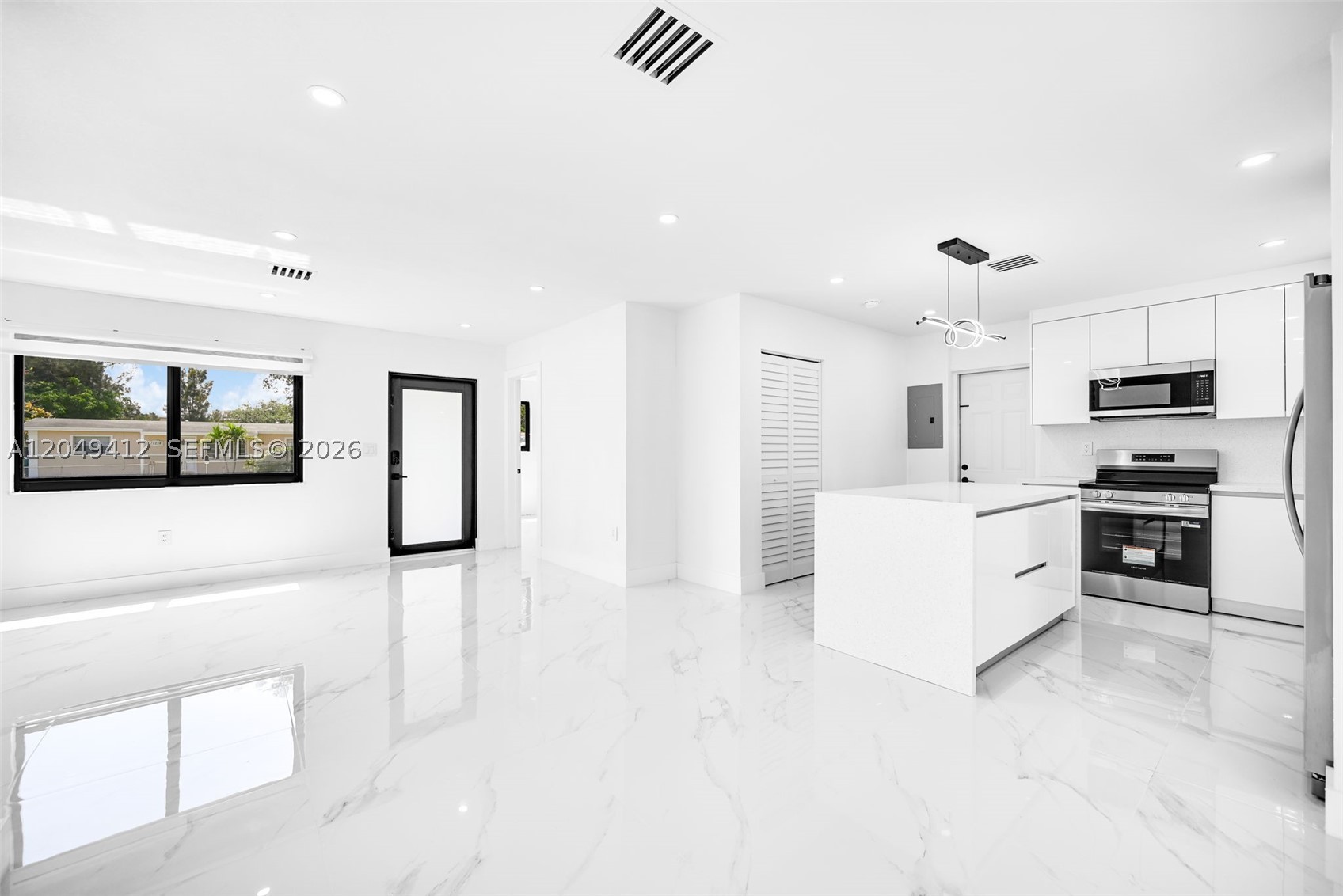 MYRTLE GROVE 2ND ADDN - Residential
