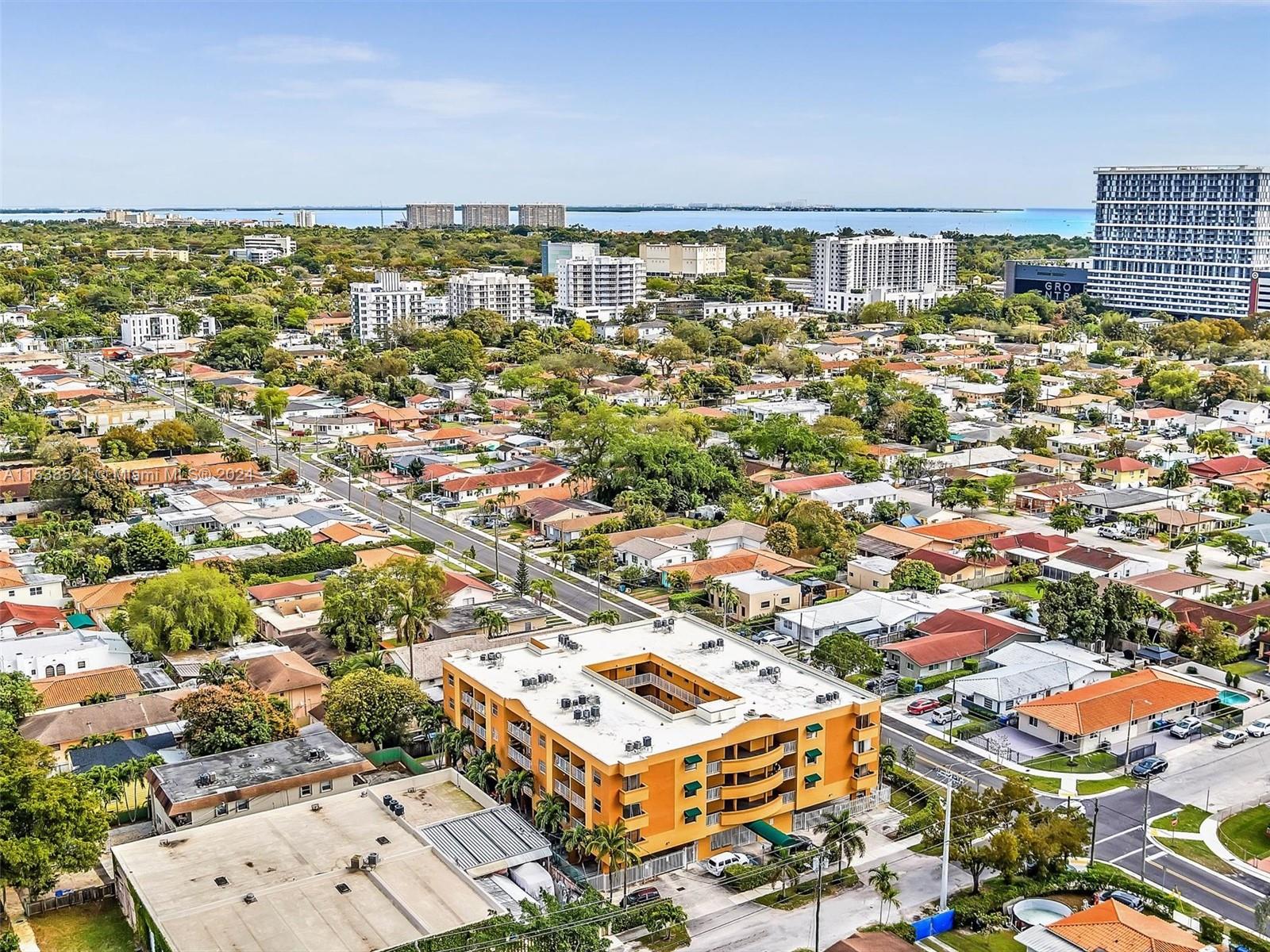 CITY VIEW BY THE GROVE CO - Residential