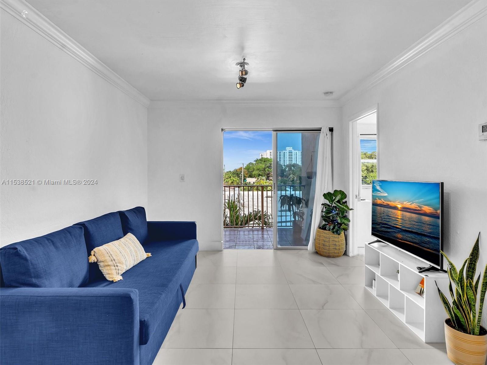 CITY VIEW BY THE GROVE CO - Residential