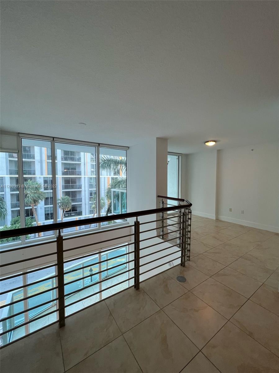 BRICKELL ON THE RIVER S T - Residential