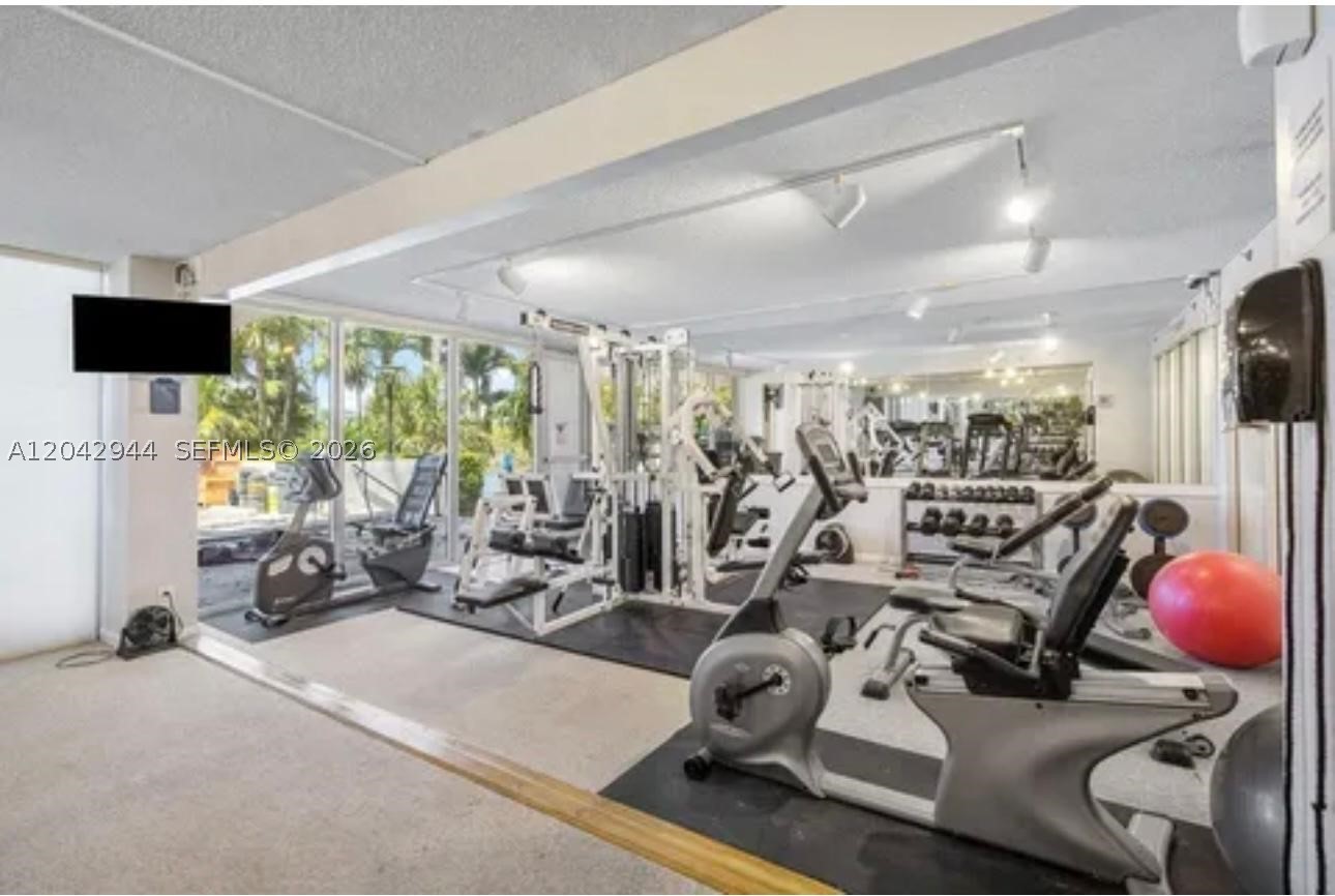 ABERDEEN ARMS CONDO - Residential