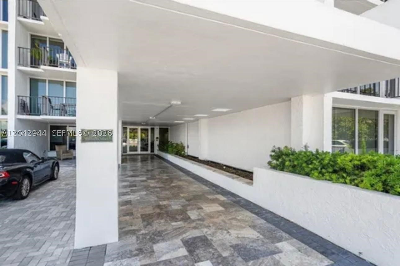 ABERDEEN ARMS CONDO - Residential