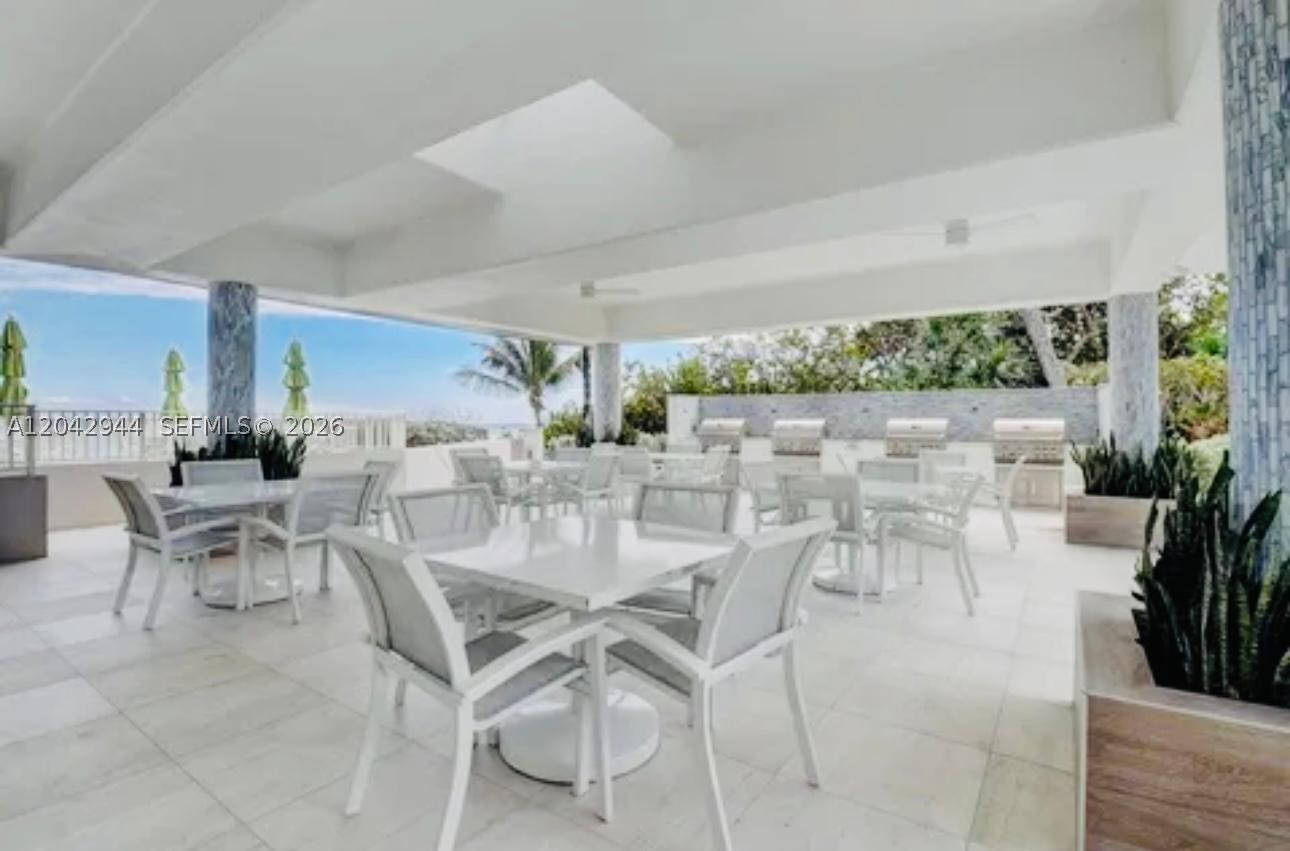 ABERDEEN ARMS CONDO - Residential