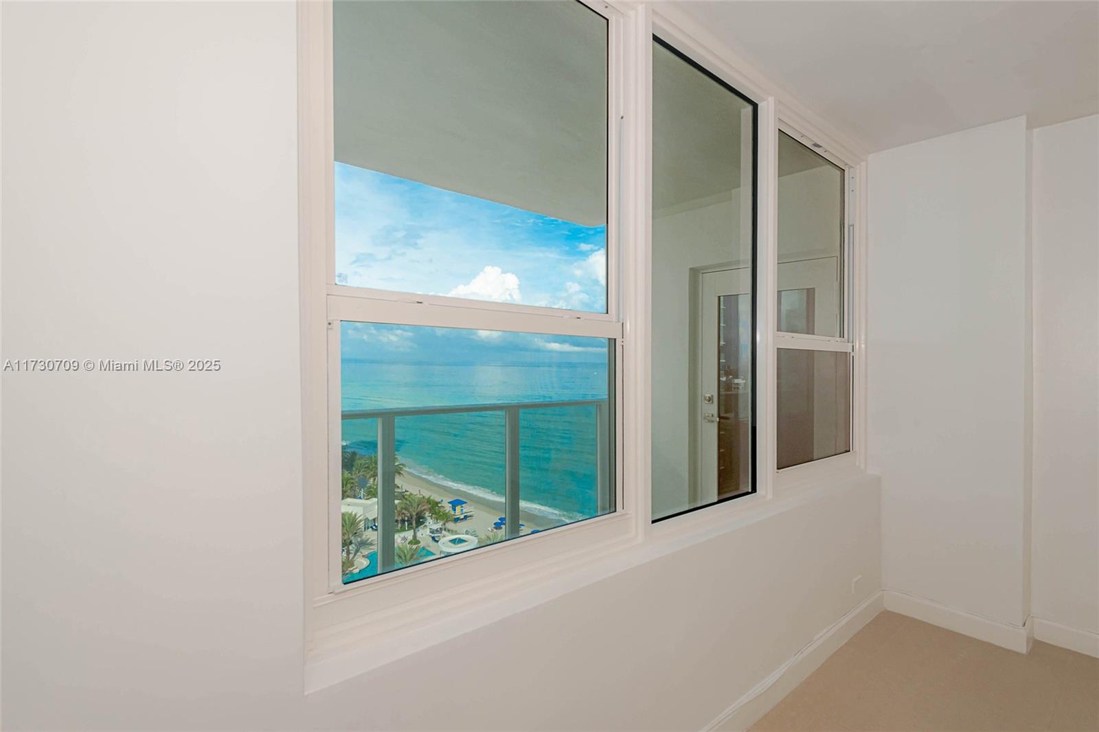ALEXANDER TOWERS CONDO - Residential