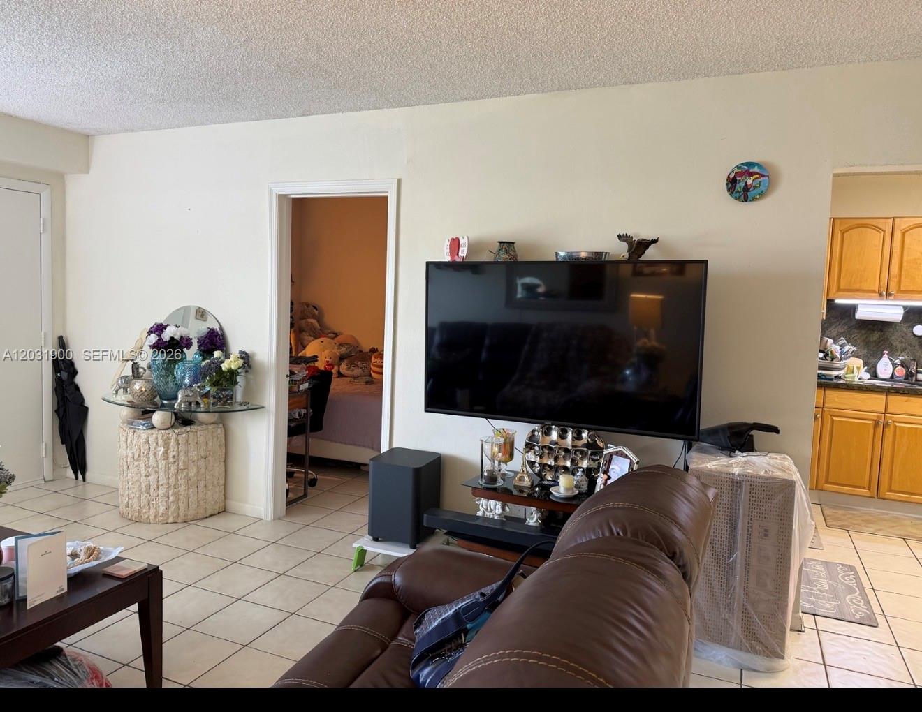 ROYALE GREEN CONDO 6 - Residential