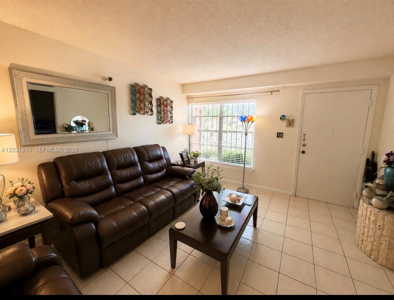 ROYALE GREEN CONDO 6 - Residential