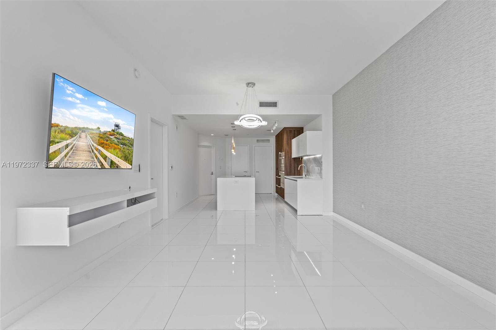 PARAMOUNT MIAMI WORLDCENT - Residential