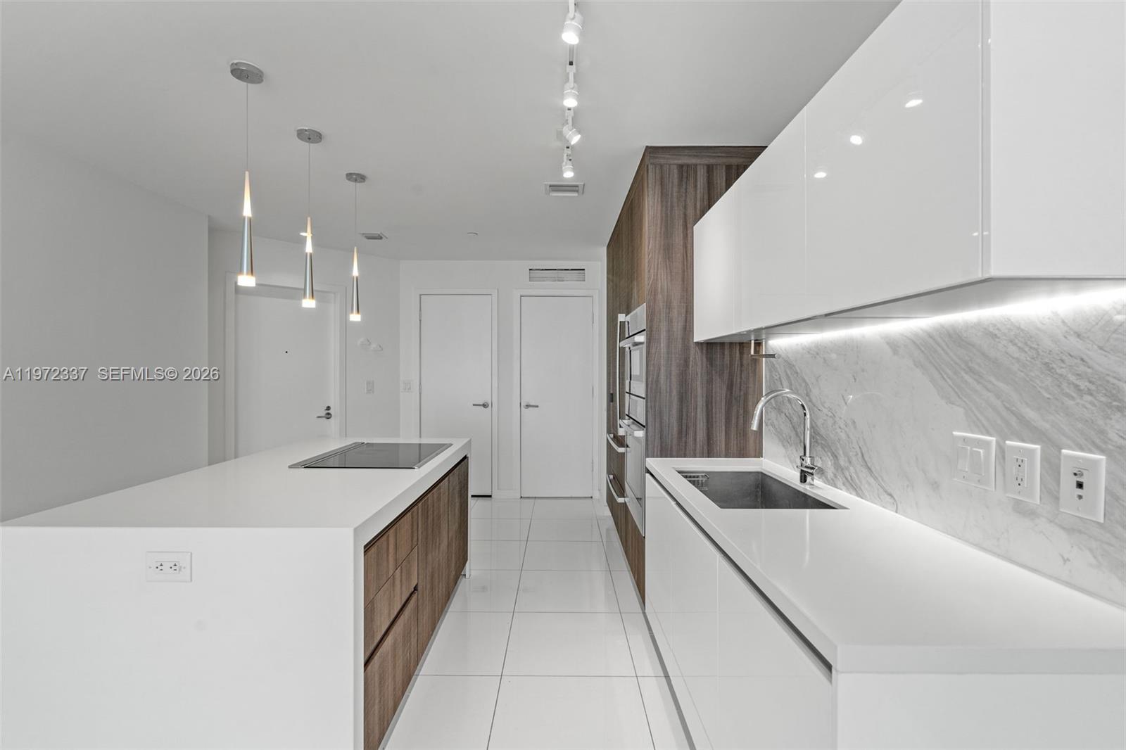PARAMOUNT MIAMI WORLDCENT - Residential