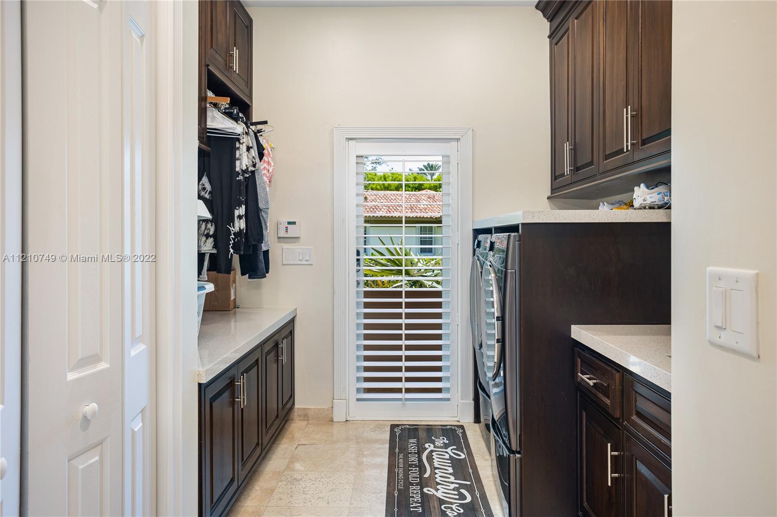 COLLINS ACRES - Residential