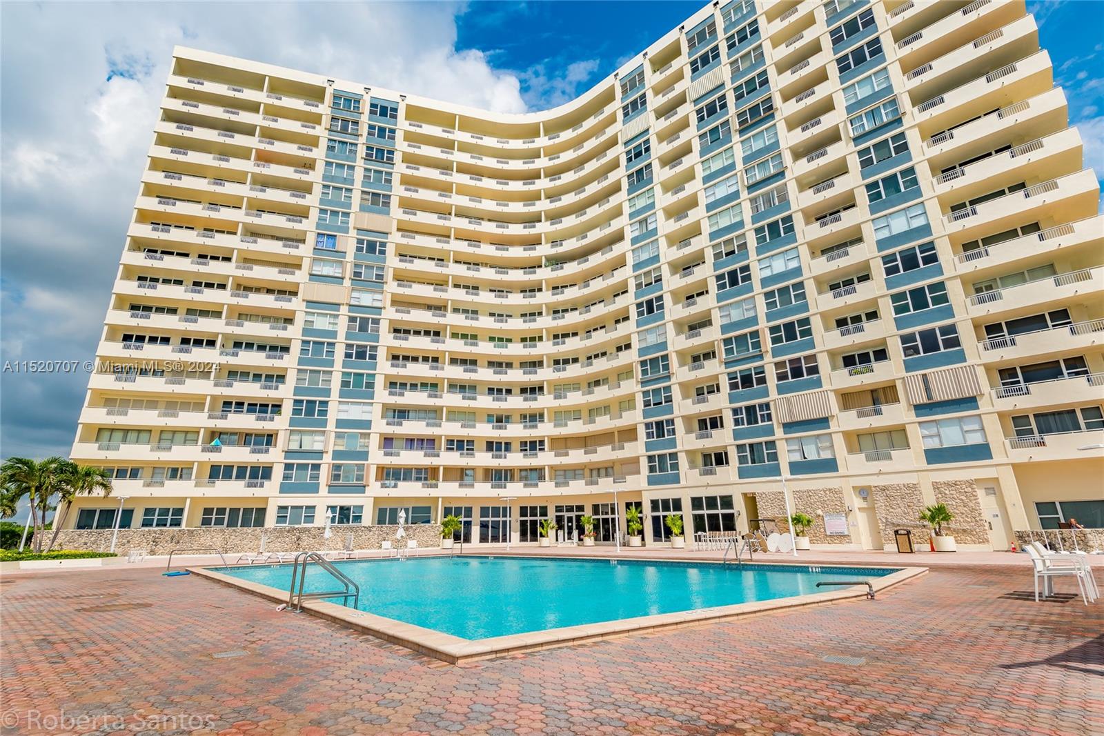 PARKER DORADO CONDO - Residential