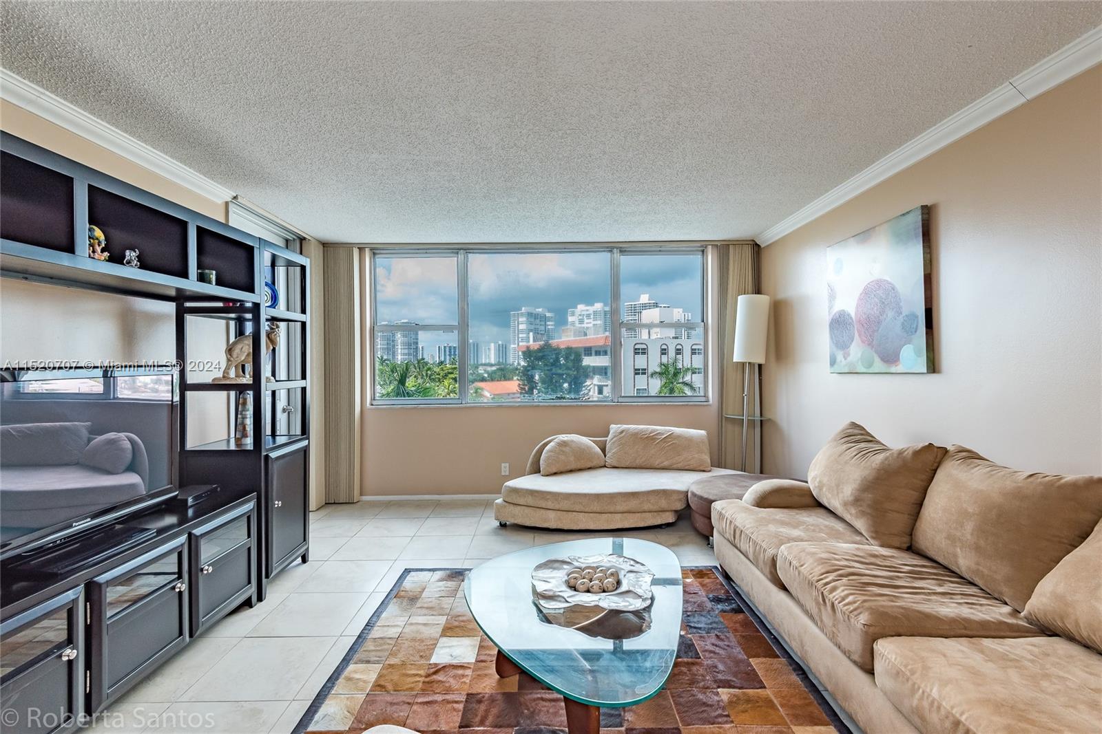 PARKER DORADO CONDO - Residential
