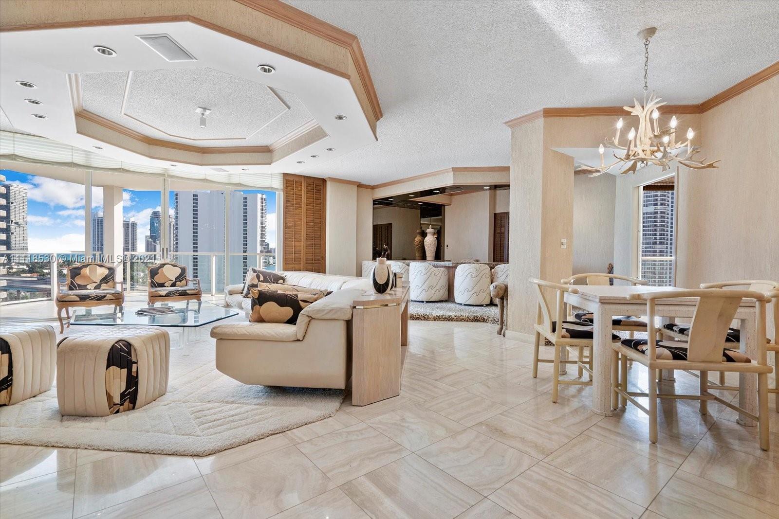 MARINA TOWER CONDO - Residential