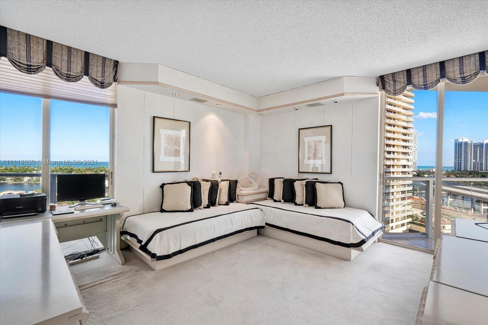 MARINA TOWER CONDO - Residential