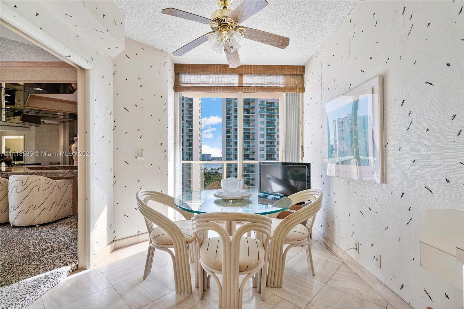 MARINA TOWER CONDO - Residential