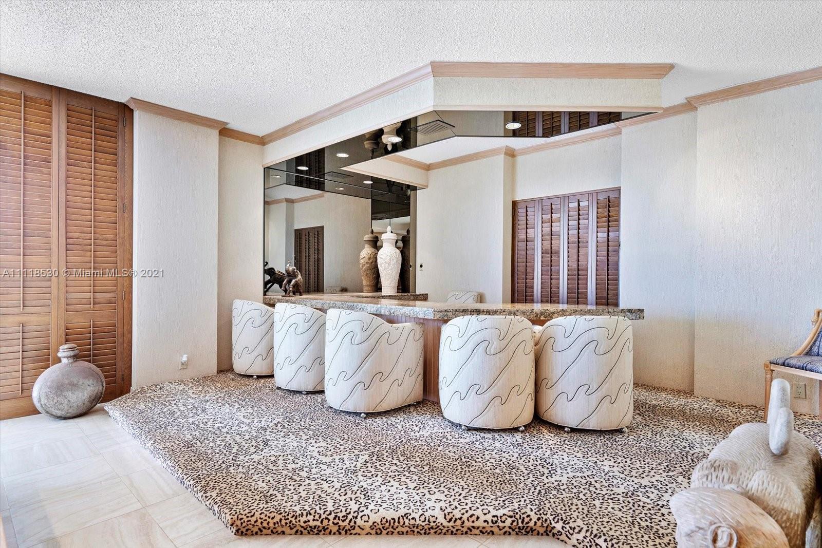 MARINA TOWER CONDO - Residential