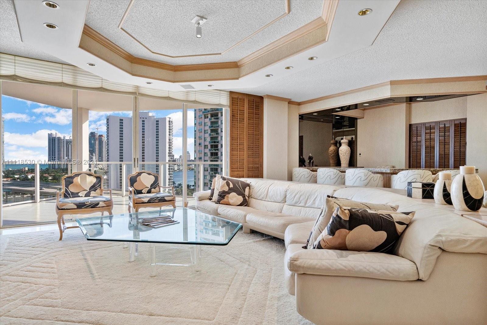 MARINA TOWER CONDO - Residential