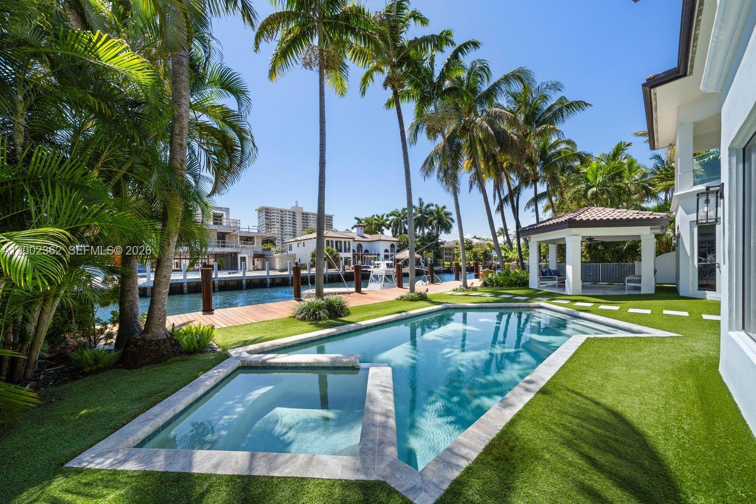 LAUDERDALE SHORES REAMEN - Residential