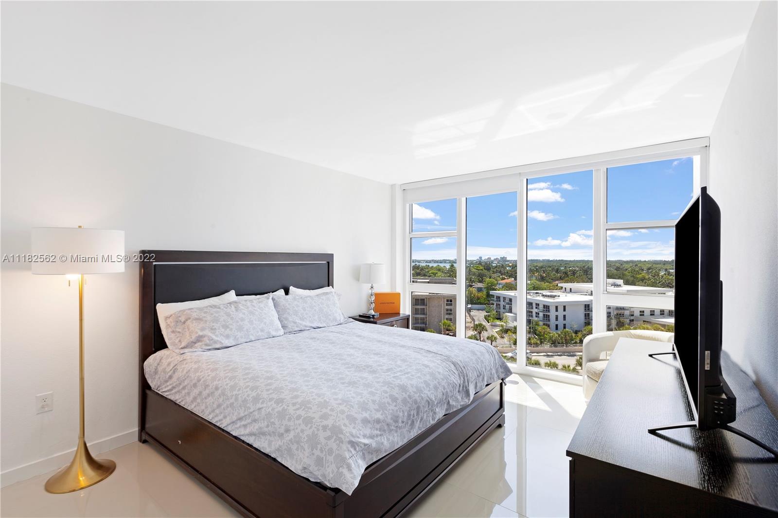 HARBOUR HOUSE - Residential Lease