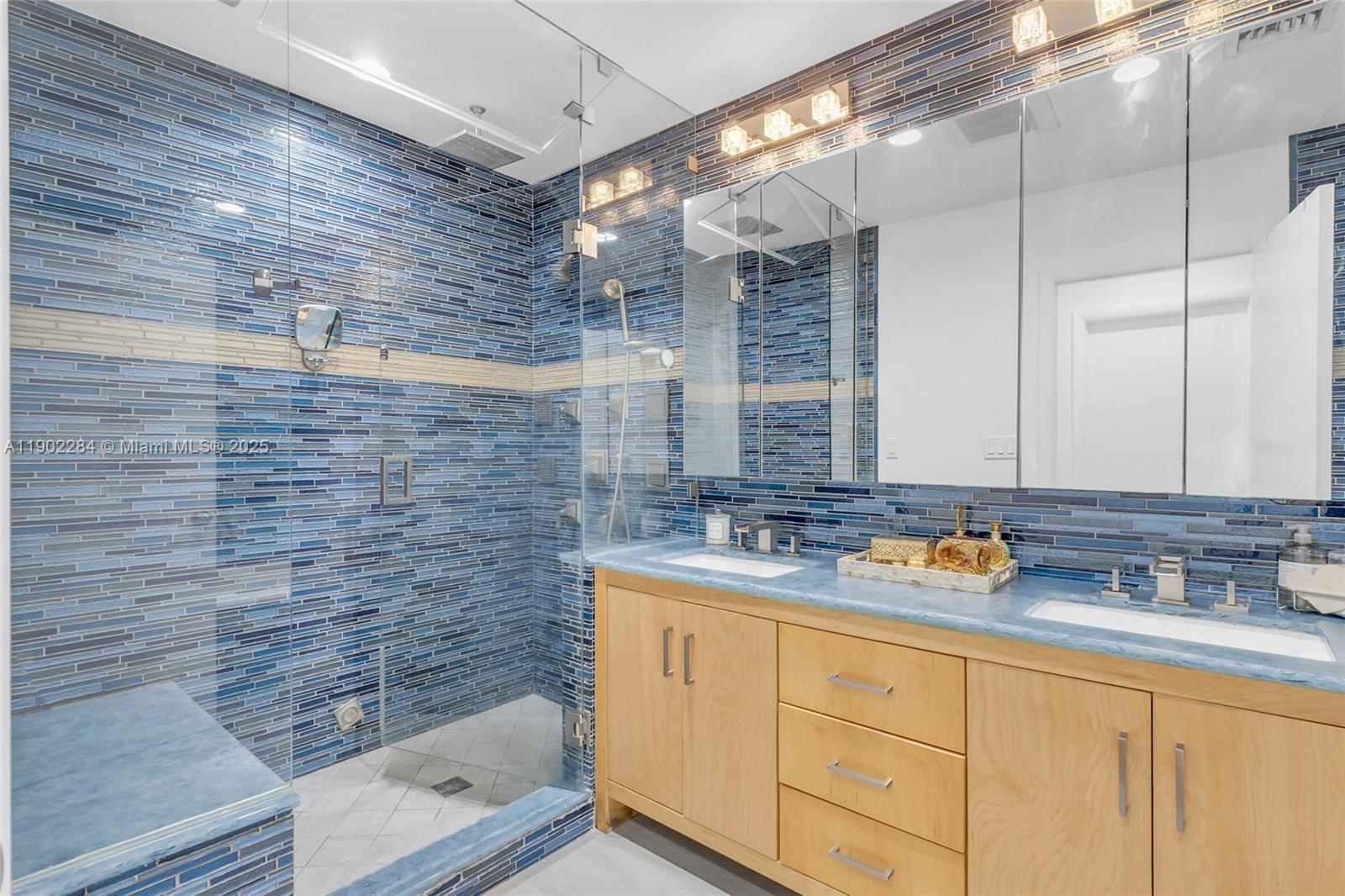 REM FOSTER & SANCHEZ TRAC - Residential