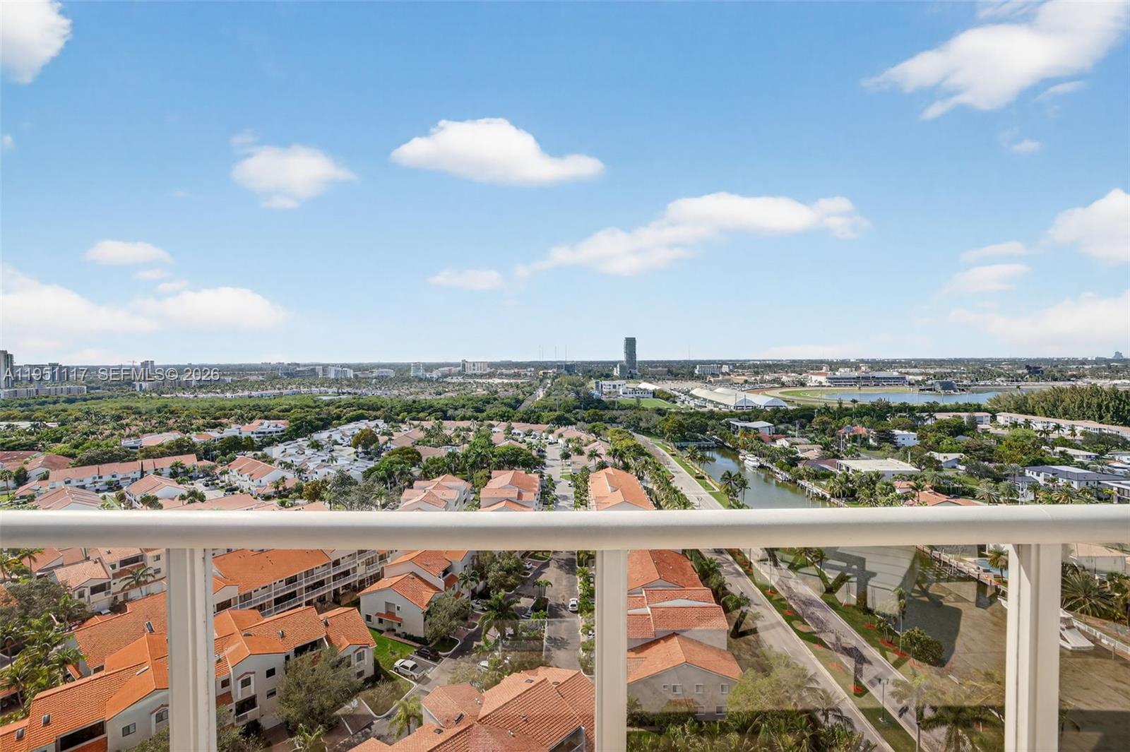 HARBOR TWS AT THE WATERWA - Residential