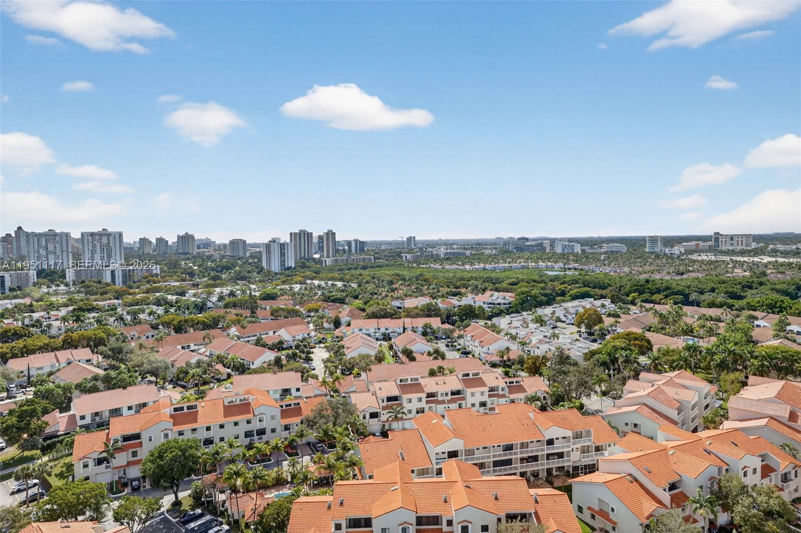 HARBOR TWS AT THE WATERWA - Residential