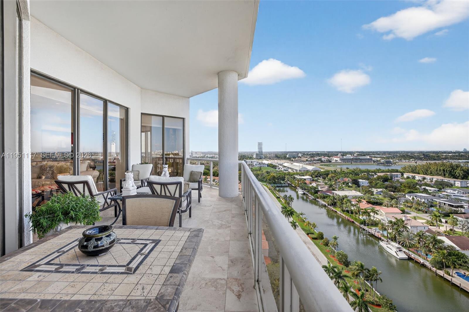 HARBOR TWS AT THE WATERWA - Residential