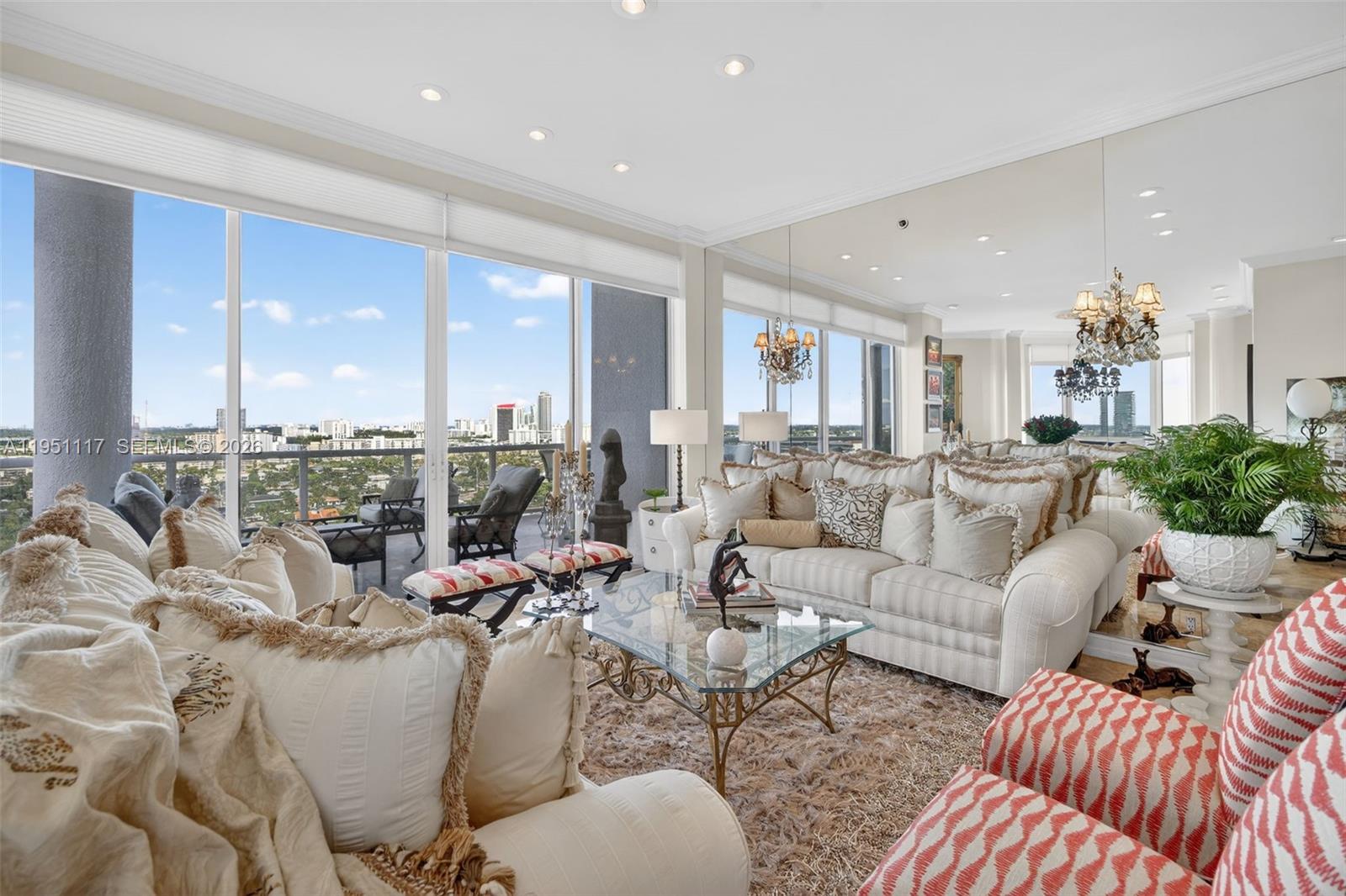 HARBOR TWS AT THE WATERWA - Residential
