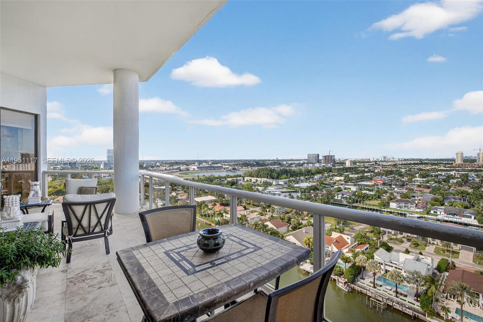 HARBOR TWS AT THE WATERWA - Residential