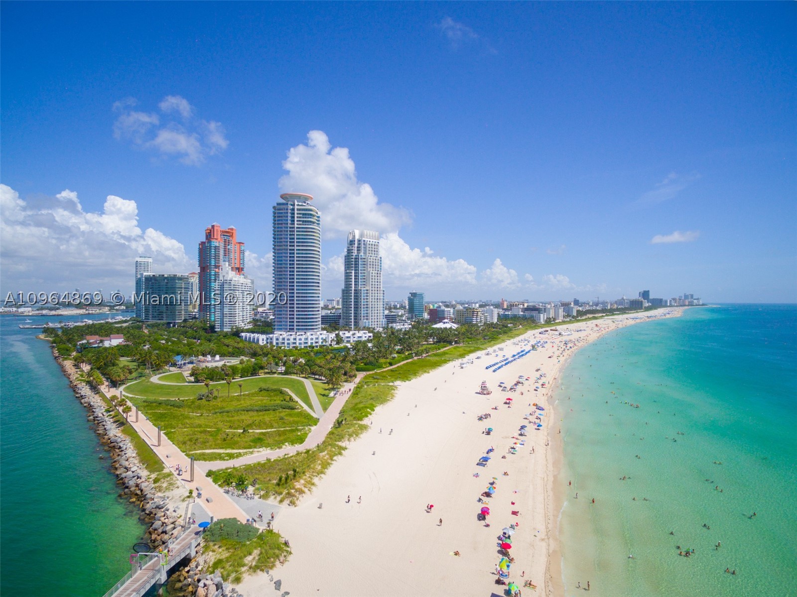 CONTINUUM ON SOUTH BEACH - Residential