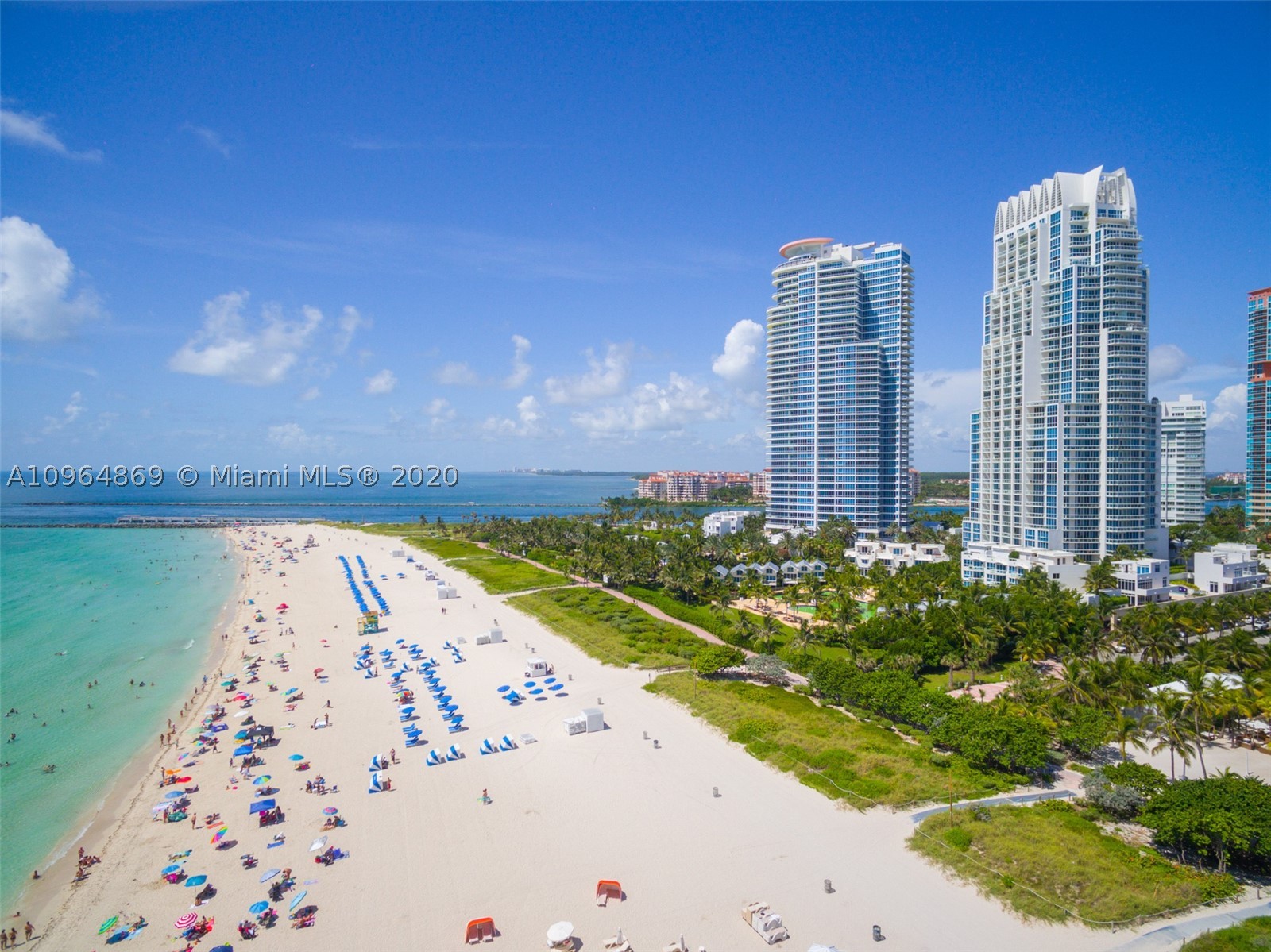 CONTINUUM ON SOUTH BEACH - Residential