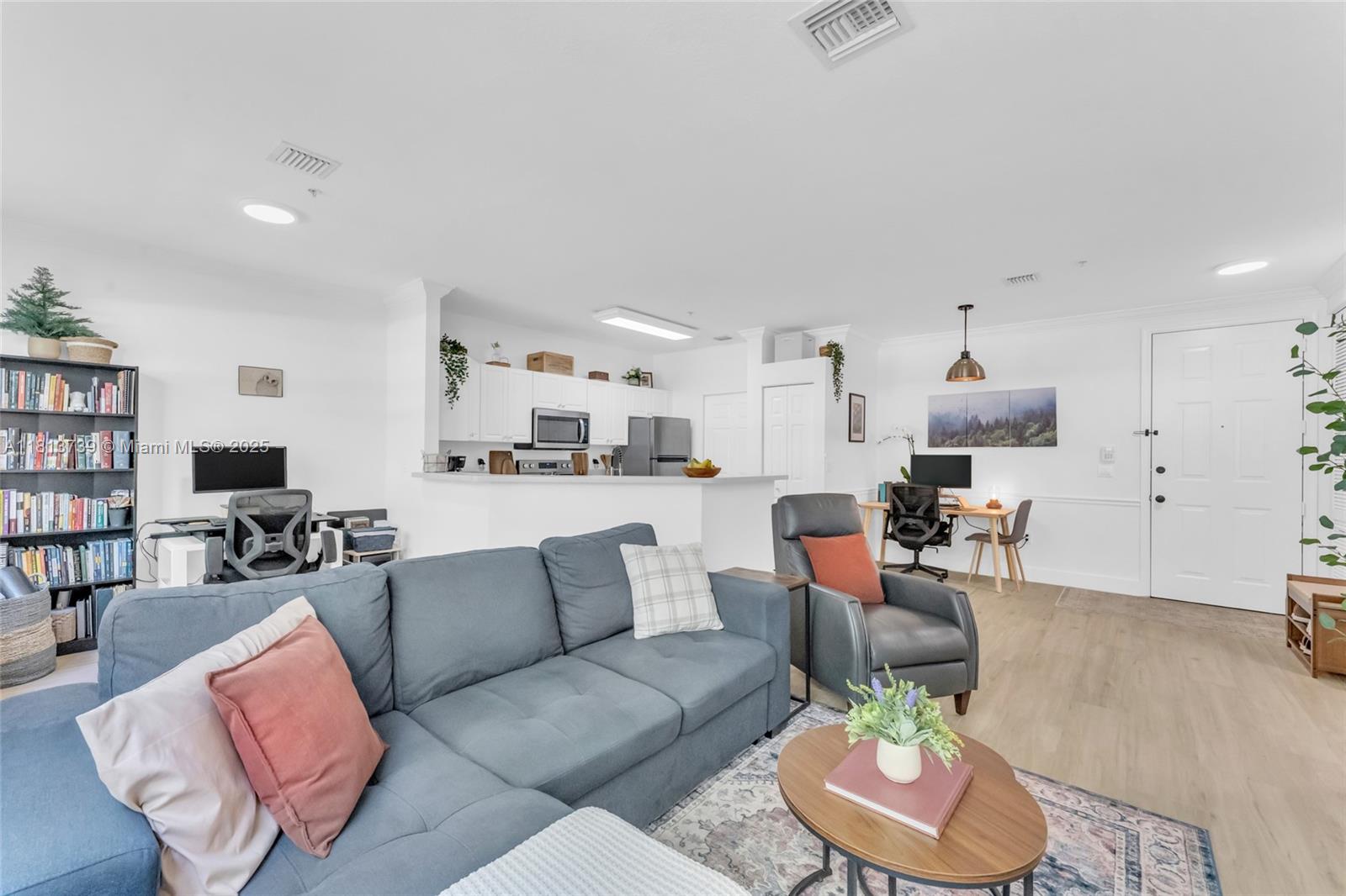 EL-AD VILLAGGIO CONDO BLD - Residential