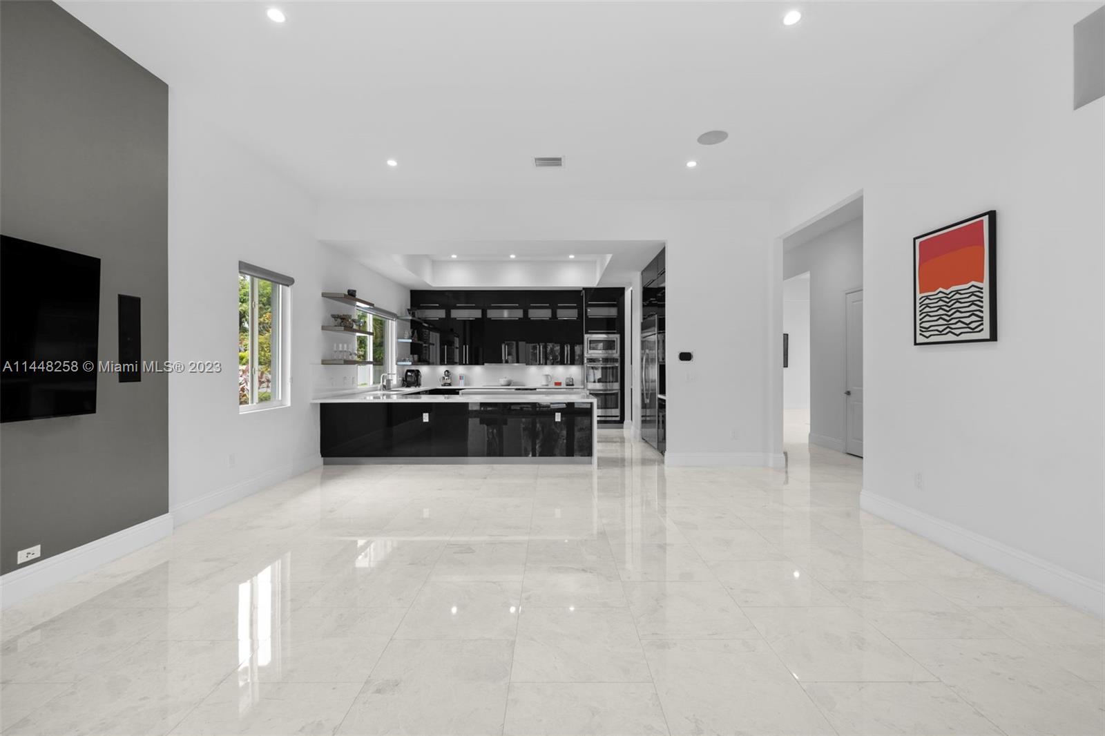 NIKIS PLACE SUBDIVISION - Residential Lease