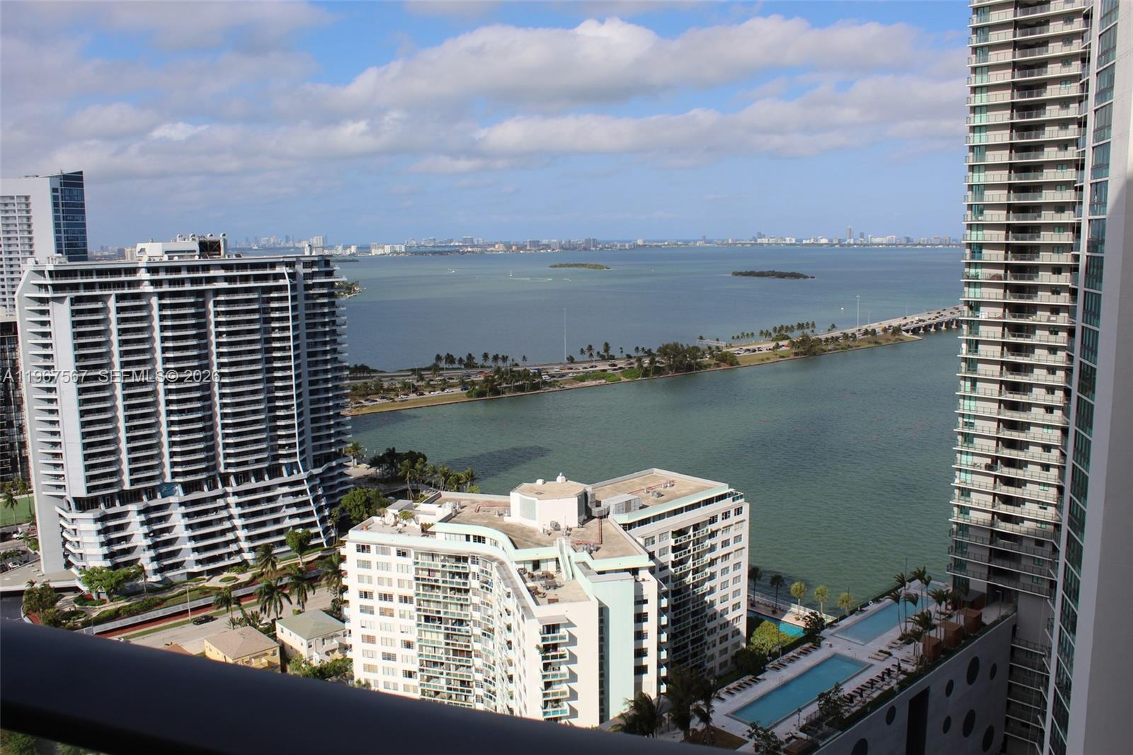 PARAISO BAYVIEWS CONDO - Residential