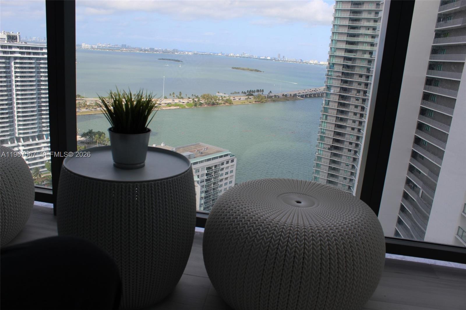 PARAISO BAYVIEWS CONDO - Residential