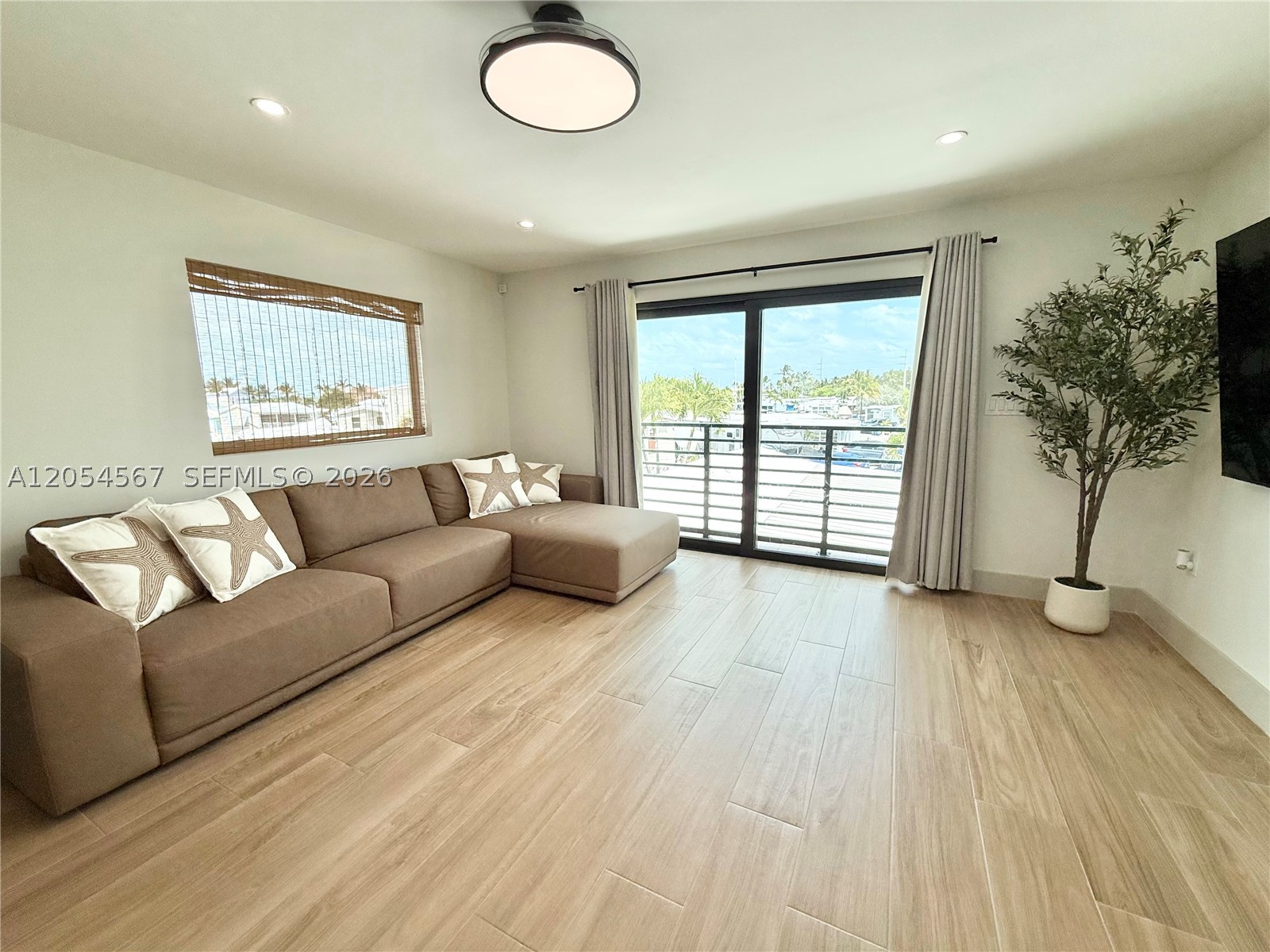 LONG KEY PROJ PROP LINE S - Residential Lease
